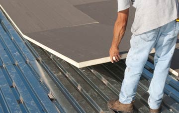 benefits of insulating Crist flat roofing